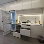 Apartment Centre *