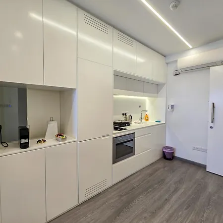 Centre * نيقوسيا