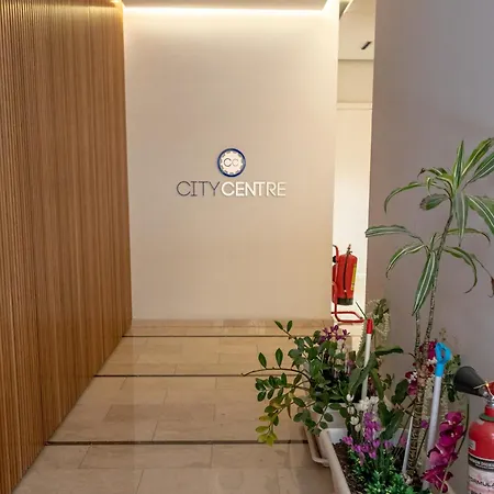 Centre Apartment *